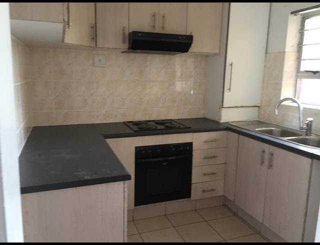 1 BEDROOM APARTMENT FOR SALE IN ESPLANADE